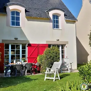  Hébergement de vacances Localise - Maison E4 Au - A 20m De La Avec Jardin Et Piscine - à Pied, Plages, Port, Centre, Commerces, Marché - Wifi Inclus - Linge De Lit Inclus - Animaux Bienvenus
